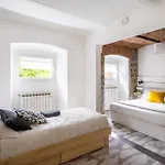 Casa Lunìca